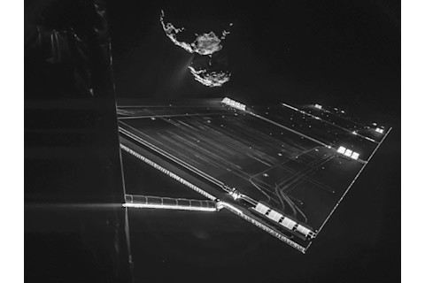 Rosetta_mission_selfie_at_16_km-1024x770.png