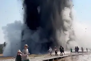 Biscuit Basin Geyser Explosion