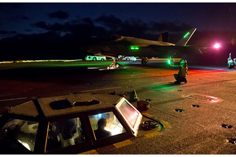F-35-carrier-night-1024x662.jpg