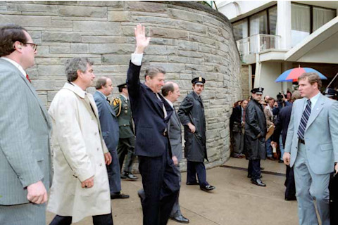 President_Reagan_waves_to_crowd_immediately_before_being_shot_1981.jpg