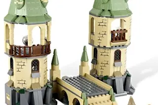 hogwarts-lego-set.jpg