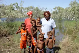 LajamanuWarlpiriFamily.JPG