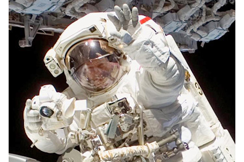 astronaut.jpg