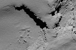 Comet_from_5.8_km_narrow-angle_camera-1024x1024.jpg