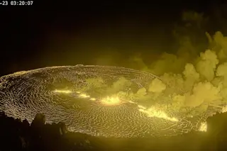 Kīlauea Erupting on December 23