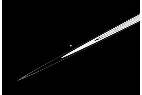 cassini_diagonalrings.jpg