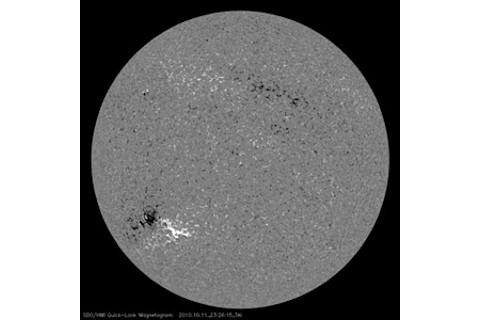 sdo_magnetogram_oct112010.jpg