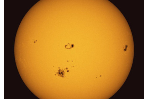 MDI_SOHO_sunspots.jpg