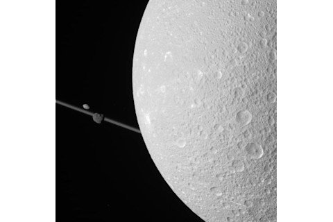 cassini_dione_epimetheus_pandora.jpg