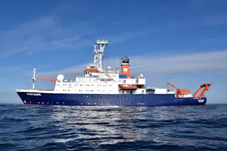 The METEOR research ship sampled sediments from the Aegean Sea