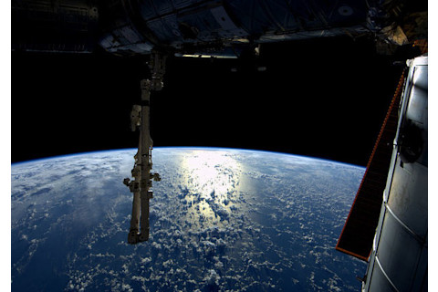 iss_sunglint.jpg