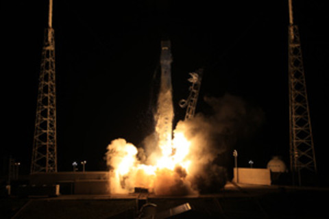 spacex_falcon9launch_oct2012.jpg