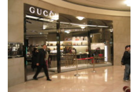 gucci_line.jpg