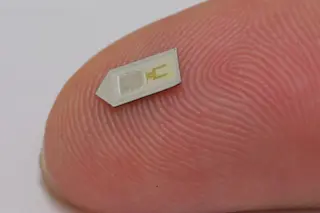 Bioresorbable-sensor_Finger_Needle_03-1024x685.jpg