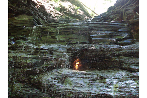 Eternal_Flame_Falls_2-1024x768.jpg
