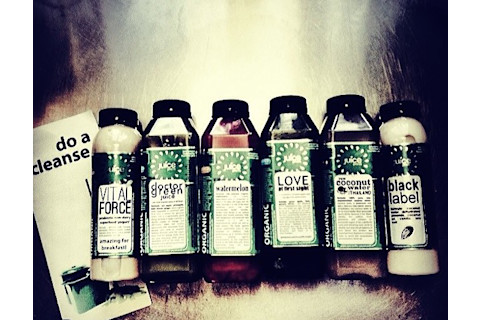 "Detoxifying" charcoal juice cleanses? (Image Credit: martakat/flickr)