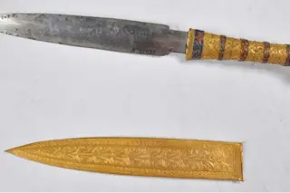King Tut dagger meteorite - Comelli