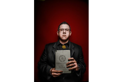 02-Joshua-Hinson-Photo-Ryan-Red-Corn-Osage-200x300.jpg