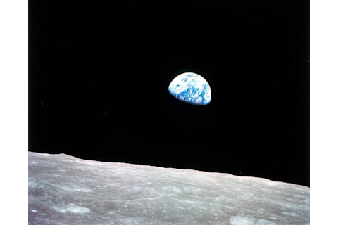 earth-rise.jpg