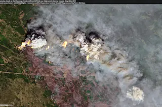 Chuckegg Creek Wildfire Canada May 2019 - NEEDS CREDIT