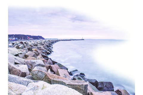 DSC-TW1119 04 mole breakwater Baltic Sea
