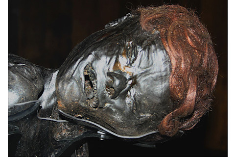 Grauballe Man, bog body - Wikimedia Commons