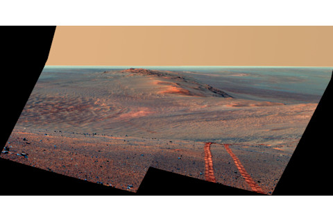 rover tracks on Mars