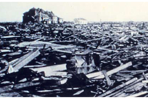 damage from galveston hurricane houses smashed