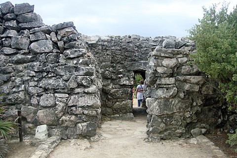 Tulum Permiter Wall Gate