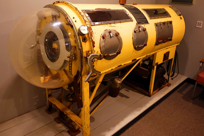 Is a Ventilator the Same As an Iron Lung? Key Differences Explained
