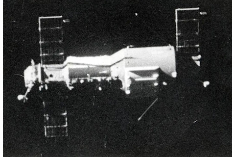 salyut launch 8 from soyuz 10 departure