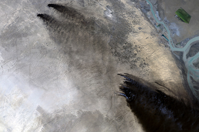 Oil-Fields-Burning.jpg