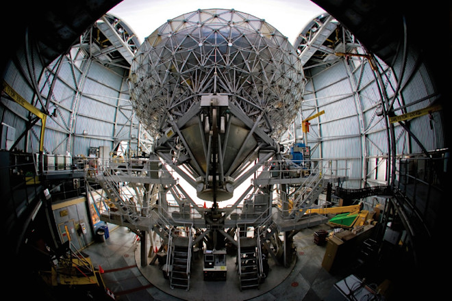 JCMT James Clerk Maxwell Telescope - Joint Astronomy Centre