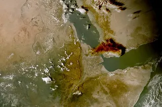 ash cloud from Hayli Gubbi Volcanic Eruption