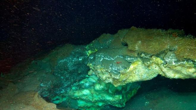 collapsed hydrate mound under the sea collapsed hydrate mound under the sea