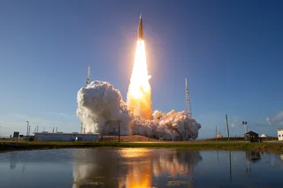 Rock liftoff, Artemis II heads for the moon 