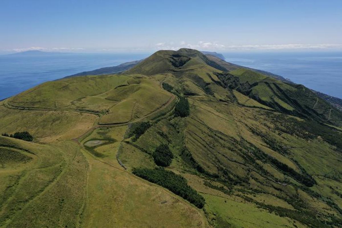 Silent Magma Surge Lifted Azorean Island 2.5 Inches, Then Stopped