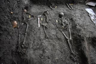 Skeletal remains in a Norwegian burial site 