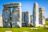 Neolithic Humans, Not Glaciers, Likely Transported Stonehenge’s Altar Stone Over 400 Miles