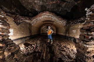 Mining engineer in the SURF underground research facility 