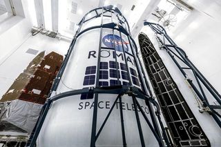 Roman in the capsule