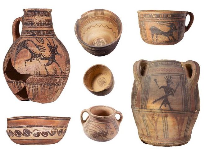 Branded pottery from Qurayyah