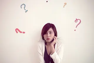 confused girl